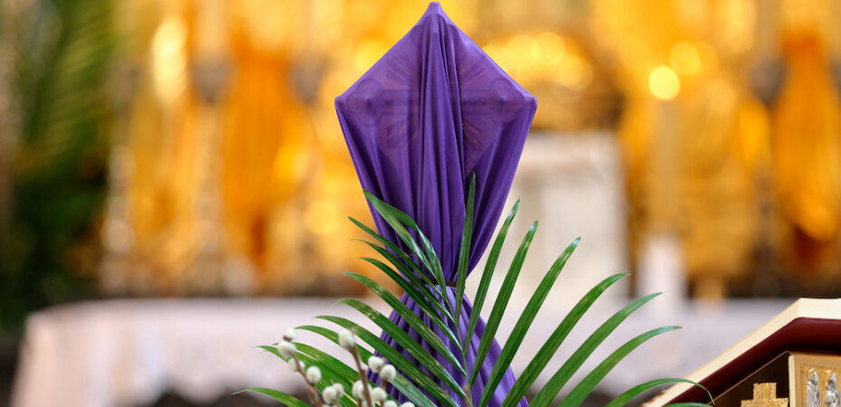 veiled cross