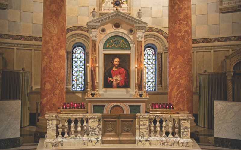 St. Louis Cathedral, Sacred Heart shrine